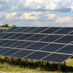 Jinko, XtalPi Forge AI-Powered Perovskite Tandem JV